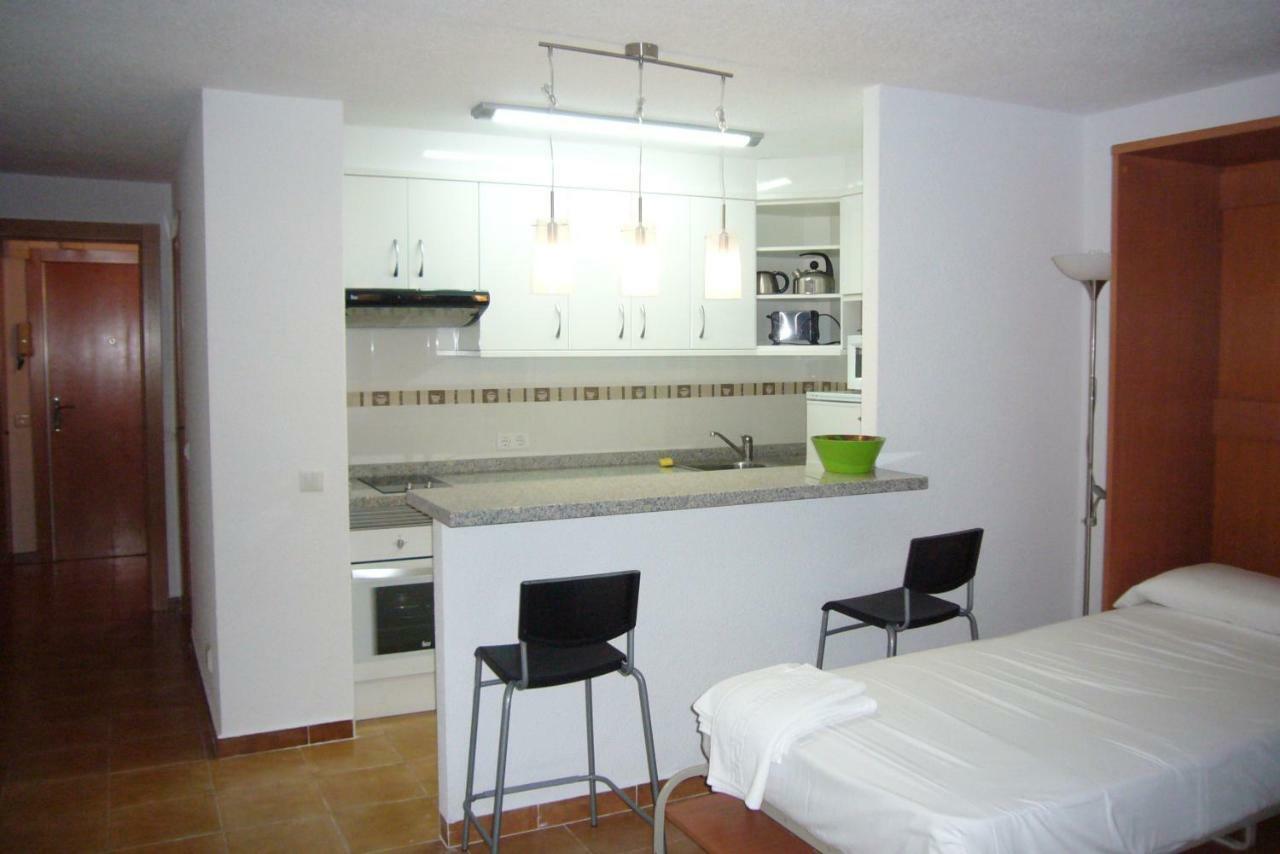 Las Palmeras Iii- Fincas Arena Benidorm Bagian luar foto